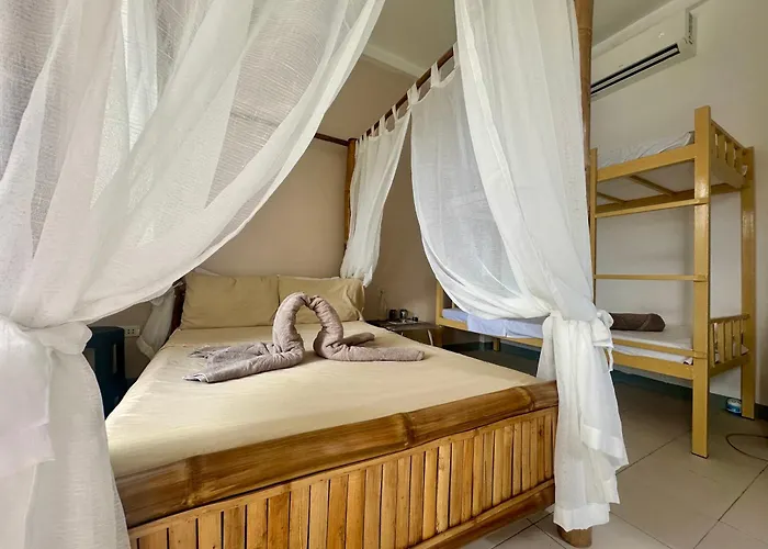Mangoverde Hostel *